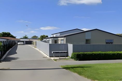 Photo of property in 2/172 Geraldine Street, Edgeware, Christchurch, 8013