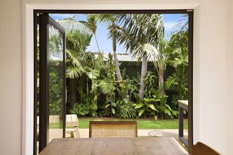 Photo of property in 5 Tui Street, Mount Maunganui, 3116