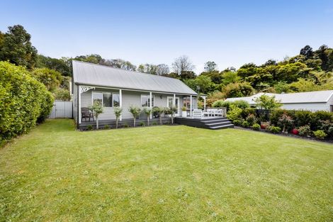 Photo of property in 17 Thames Street, Welbourn, New Plymouth, 4310