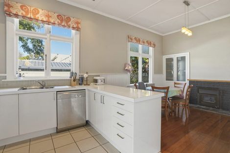 Photo of property in 185 Kenmure Road, Kenmure, Dunedin, 9011