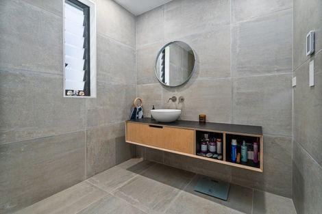 Photo of property in 56 Leeward Drive, Whitianga, 3510