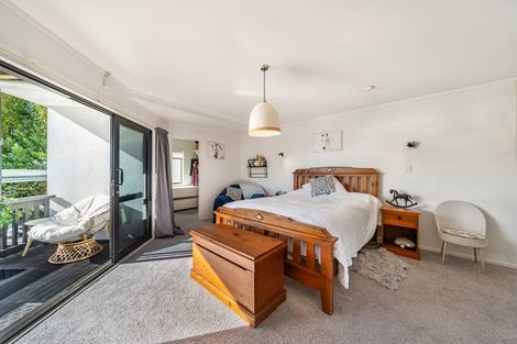 Photo of property in 50 Molyneux Close, Whitby, Porirua, 5024