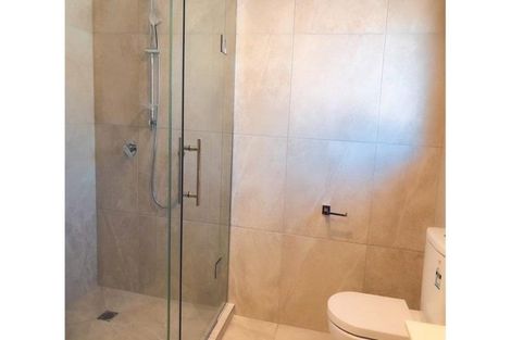 Photo of property in 1/9 Kiteroa Terrace, Rothesay Bay, Auckland, 0630