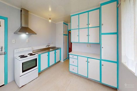 Photo of property in 63 Titoki Street, Castlecliff, Whanganui, 4501