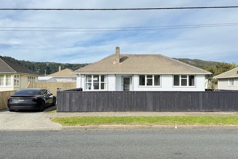 Photo of property in 1218 Taita Drive, Taita, Lower Hutt, 5011