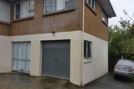 Photo of property in 940 East Coast Road, Northcross, Auckland, 0630
