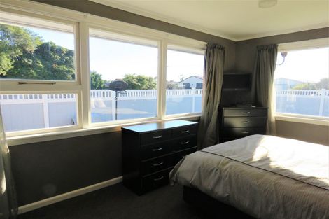 Photo of property in 50 Brougham Street, Westport, 7825