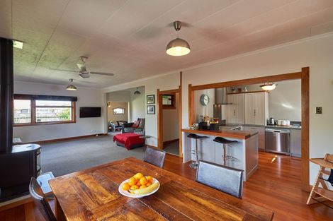 Photo of property in 24 Clausen Street, Takaro, Palmerston North, 4412