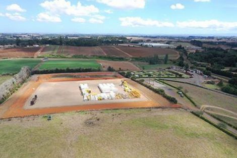 Photo of property in 196 Heights Road, Pukekohe, 2676