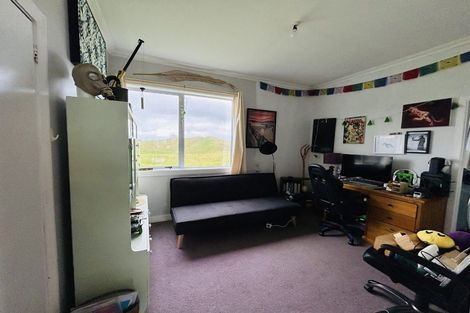 Photo of property in 136 Derham Road, Te Horo, Otaki, 5581