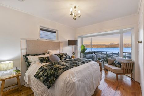 Photo of property in 283 Karaka Bay Road, Karaka Bays, Wellington, 6022