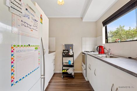 Photo of property in 42 Godley Road, Green Bay, Auckland, 0604