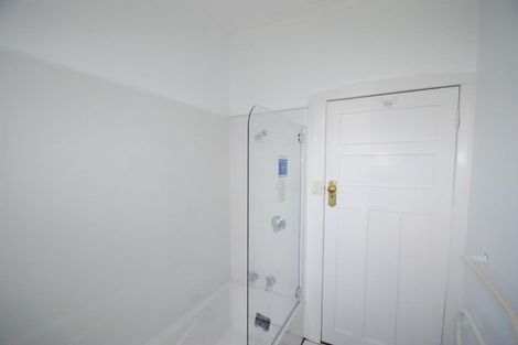 Photo of property in 28 Barnard Street, Wadestown, Wellington, 6012