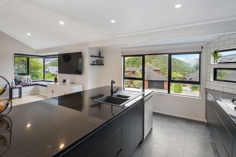 Photo of property in 7 Longmont Terrace, Churton Park, Wellington, 6037