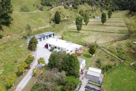 Photo of property in 186 Uruti Road, Uruti, Urenui, 4378