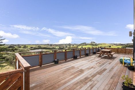 Photo of property in 155 Derham Road, Te Horo, Otaki, 5581