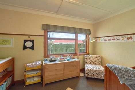 Photo of property in 24 Clausen Street, Takaro, Palmerston North, 4412