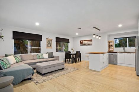 Photo of property in 29 Lilburn Crescent, Massey, Auckland, 0614