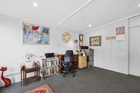Photo of property in 23 Greenacres Street, Macandrew Bay, Dunedin, 9014