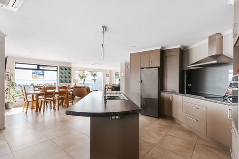 Photo of property in 35 Holyoake Terrace, Omokoroa, 3114