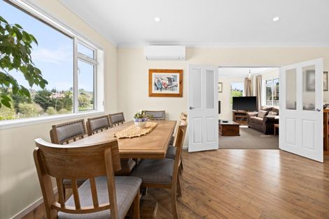 Photo of property in 93 Watts Street, Waipawa, 4277