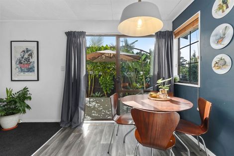 Photo of property in 5 Nicolas Avenue, Glen Eden, Auckland, 0602