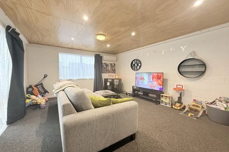 Photo of property in 10/118-122 Randwick Road, Moera, Lower Hutt, 5010