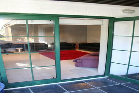 Photo of property in 3a Church Street, Swanson, Auckland, 0612
