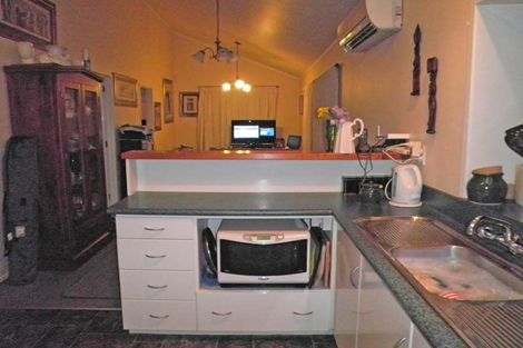 Photo of property in 3/6 Alana Place, Mount Wellington, Auckland, 1060