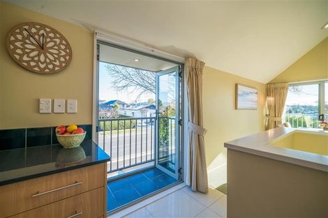 Photo of property in 1/1010 Colombo Street, St Albans, Christchurch, 8014