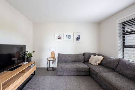 Photo of property in 13 Thomason Road, Egmont Village, New Plymouth, 4371