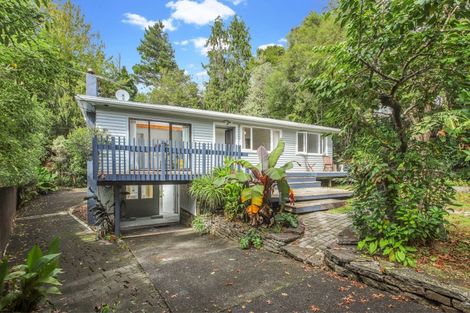 Photo of property in 54 Derwent Crescent, Titirangi, Auckland, 0604