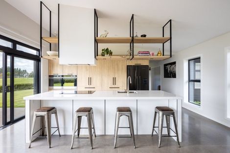 Photo of property in 13 Thomason Road, Egmont Village, New Plymouth, 4371