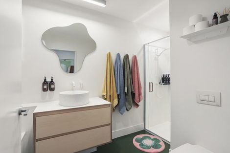 Photo of property in 216 Hobsonville Point Road, Hobsonville, Auckland, 0616