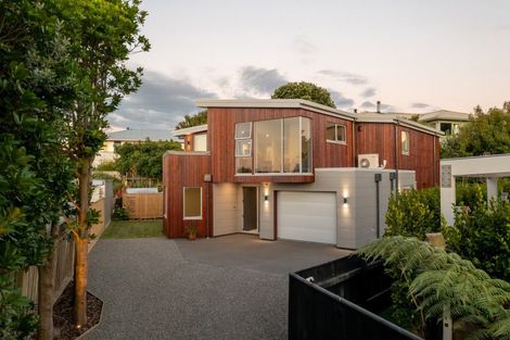 Photo of property in 1a Martin Road, Paraparaumu Beach, Paraparaumu, 5032