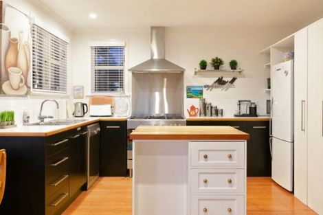 Photo of property in 13 Clyde Street, Mount Maunganui, 3116