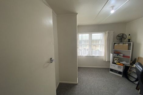 Photo of property in 16 Coleridge Drive, Enderley, Hamilton, 3214