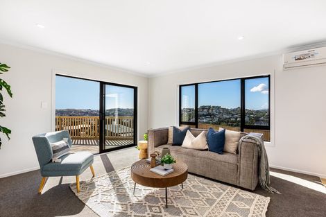 Photo of property in 9 Boeing Way, Newlands, 6037