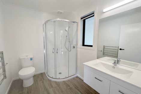 Photo of property in 2u2 Searancke Place, Fairfield, Hamilton, 3214