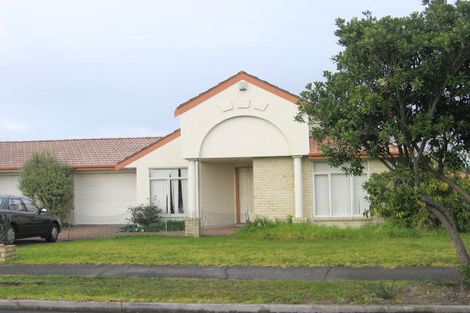 Photo of property in 39 Fernbrook Close, Burswood, Auckland, 2013
