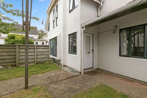 Photo of property in 3/74 Waiwhetu Road, Waiwhetu, Lower Hutt, 5010