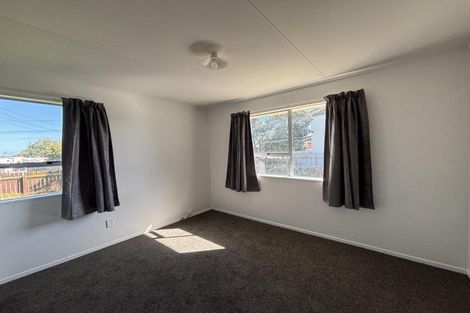 Photo of property in 20 Hood Street, Castlecliff, Whanganui, 4501