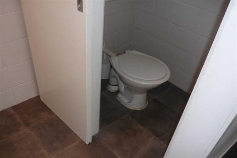 Photo of property in 16 Findlay Street, Moturoa, New Plymouth, 4310