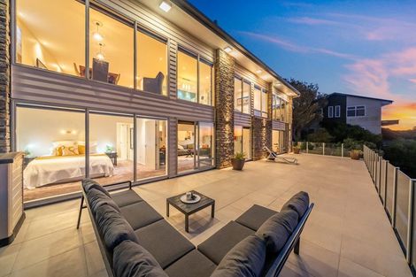 Photo of property in 22 The Anchorage, Whitby, Porirua, 5024