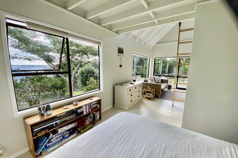Photo of property in 3 Hall Head Road, Kawau Island, 0920