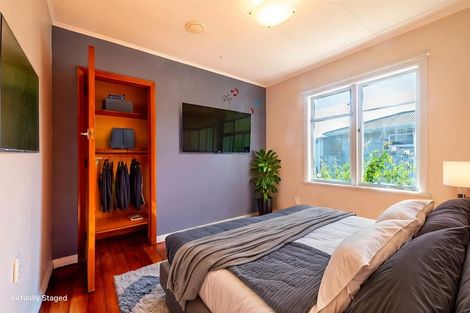 Photo of property in 42 Shackleton Street, Maraenui, Napier, 4110