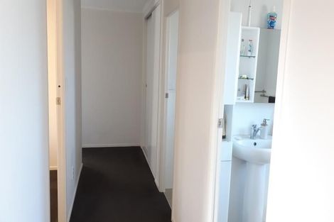 Photo of property in 11 Henry Curd Terrace, Pukekohe, 2120