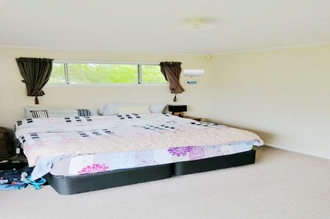 Photo of property in 87c Lancaster Road, Beach Haven, Auckland, 0626