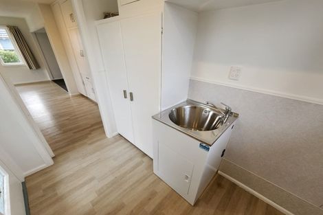 Photo of property in 176 Springs Road, Hornby, Christchurch, 8042