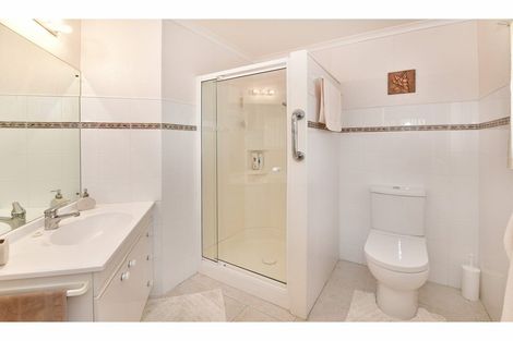 Photo of property in 15 Kath Hopper Drive, Orewa, 0931